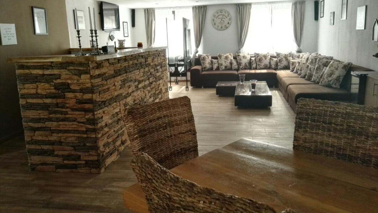 Vila Smiley Авріґ Екстер'єр фото